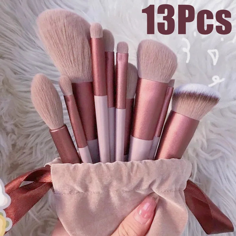 3 PCS Pincéis de Maquiagem Set Eye Shadow Foundation Mulheres Escova Cosmética Sombra Blush Beauty Soft Make Up Tools Bag                              6254 avaliações   ౹   10.000+ vendidos